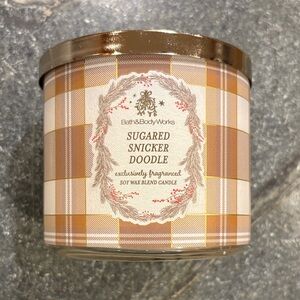 Bath & Body Works Sugared Snicker Doodle Candle - 3 Wick
